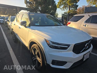2019 Volvo XC40 T5 R-Design – miniatura 3