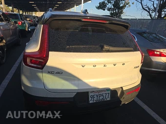 2019 Volvo XC40 T5 R-Design – miniatura 5
