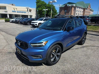 2019 Volvo XC40 T5 R-Design