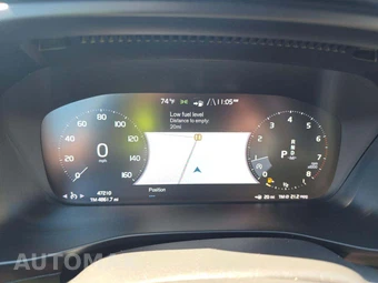 2019 Volvo XC40 T5 R-Design – miniatura 9
