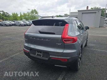 2019 Volvo XC40 T5 R-Design – miniatura 3
