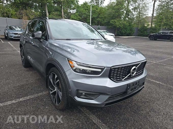 2019 Volvo XC40 T5 R-Design – miniatura 4