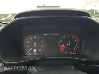 2019 Volvo XC40 T5 R-Design – miniatura 9