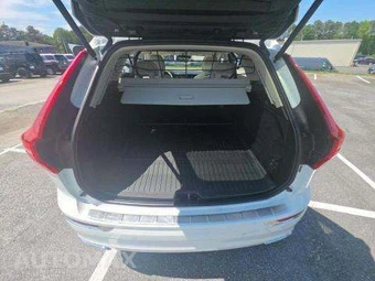 2019 Volvo XC60 Plug-In Hybrid T8 Inscription - miniatura 15