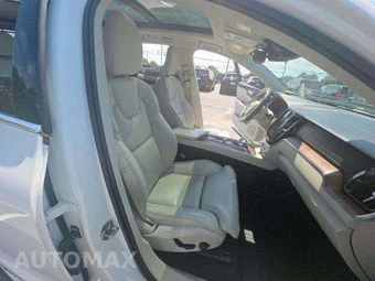 2019 Volvo XC60 Plug-In Hybrid T8 Inscription - miniatura 19