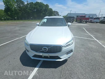 2019 Volvo XC60 Plug-In Hybrid T8 Inscription - miniatura 2