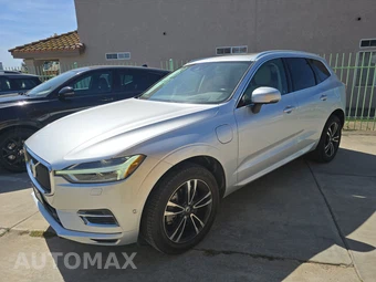 2019 Volvo XC60 Plug-In Hybrid T8 Momentum