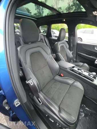 2019 Volvo XC60 Plug-In Hybrid T8 R-Design - miniatura 15