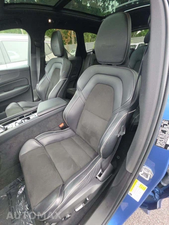 2019 Volvo XC60 Plug-In Hybrid T8 R-Design - miniatura 3