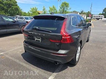2019 Volvo XC60 T5 Momentum – miniatura 3