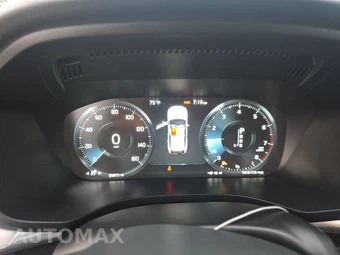 2019 Volvo XC60 T5 Momentum - miniatura 12