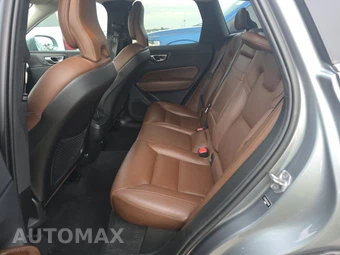 2019 Volvo XC60 T5 Momentum - miniatura 13