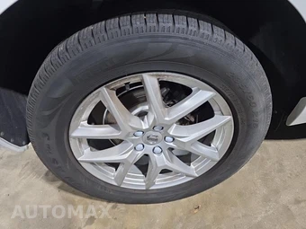 2019 Volvo XC60 T5 Momentum – miniatura 10