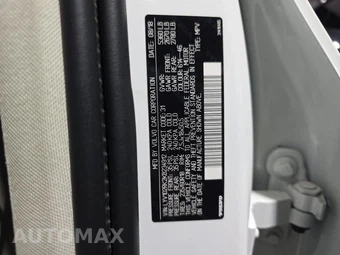 2019 Volvo XC60 T5 Momentum – miniatura 18