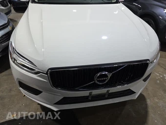 2019 Volvo XC60 T5 Momentum – miniatura 2