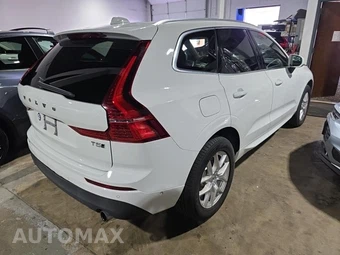 2019 Volvo XC60 T5 Momentum – miniatura 4