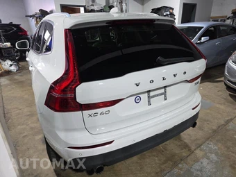 2019 Volvo XC60 T5 Momentum – miniatura 6