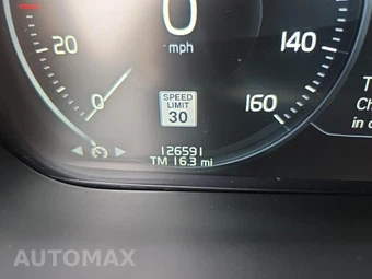 2019 Volvo XC60 T5 Momentum – miniatura 15