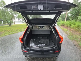2019 Volvo XC60 T5 Momentum – miniatura 15