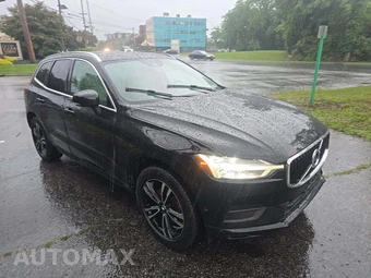 2019 Volvo XC60 T5 Momentum – miniatura 4
