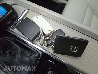 2019 Volvo XC60 T5 Momentum – miniatura 8