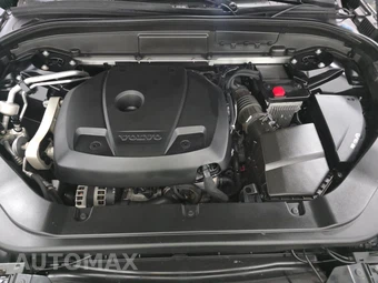 2019 Volvo XC60 T6 Momentum – miniatura 15