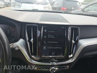 2019 Volvo XC60 T6 Momentum – miniatura 11