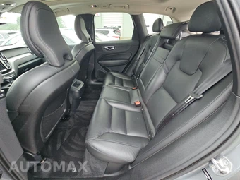 2019 Volvo XC60 T6 Momentum - miniatura 13