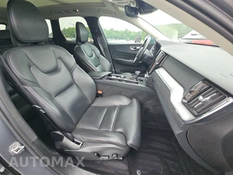 2019 Volvo XC60 T6 Momentum - miniatura 8