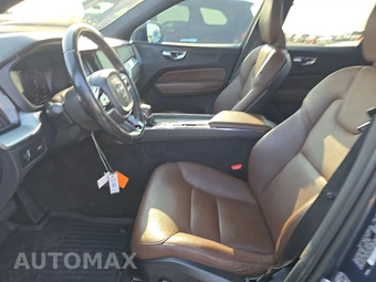 2019 Volvo XC60 T6 Momentum - miniatura 7