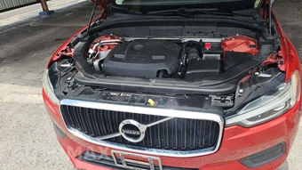 2019 Volvo XC60 T6 Momentum - miniatura 21