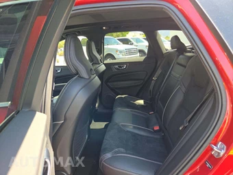 2019 Volvo XC60 T6 R-Design – miniatura 10