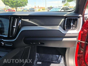 2019 Volvo XC60 T6 R-Design – miniatura 16