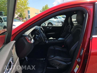 2019 Volvo XC60 T6 R-Design – miniatura 3