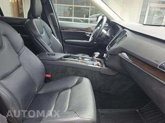 2019 Volvo XC90 T5 Momentum - miniatura 19