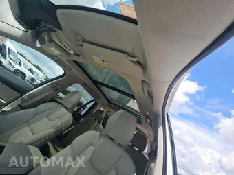 2019 Volvo XC90 T5 Momentum – miniatura 8