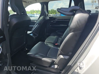 2019 Volvo XC90 T5 Momentum - miniatura 13