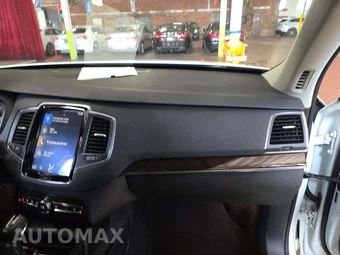 2019 Volvo XC90 T5 Momentum - miniatura 20