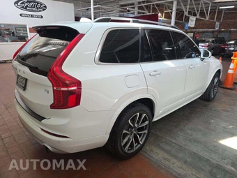 2019 Volvo XC90 T5 Momentum - miniatura 3