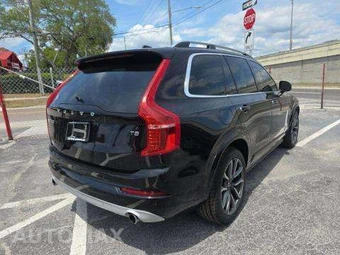 2019 Volvo XC90 T5 Momentum – miniatura 3