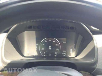 2019 Volvo XC90 T5 Momentum – miniatura 9