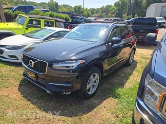 2019 Volvo XC90 T5 Momentum