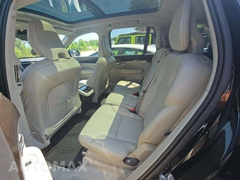 2019 Volvo XC90 T5 Momentum - miniatura 13