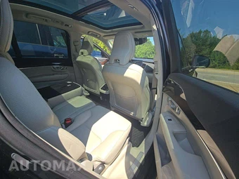 2019 Volvo XC90 T5 Momentum - miniatura 17
