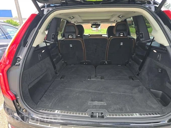 2019 Volvo XC90 T6 Momentum - miniatura 15