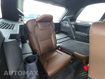 2019 Volvo XC90 T6 Momentum – miniatura 14