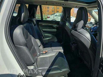 2019 Volvo XC90 T6 Momentum - miniatura 17