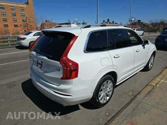 2019 Volvo XC90 T6 Momentum - miniatura 3