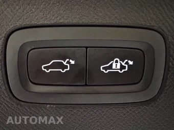 2019 Volvo XC90 T6 Momentum - miniatura 23