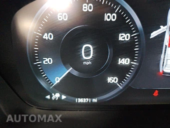 2019 Volvo XC90 T6 Momentum - miniatura 12